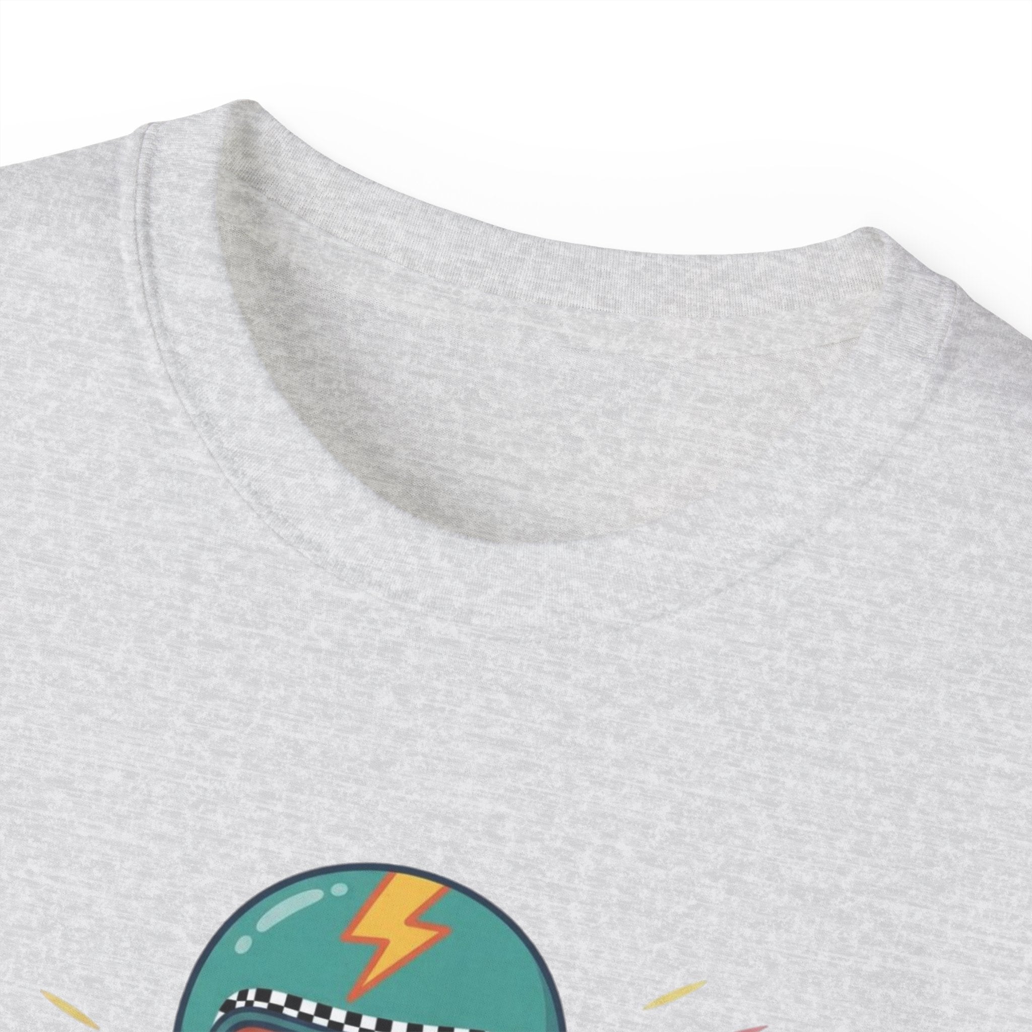 Skate Mode Graphic Tee | Relaxed Oversized Skater Cat Shirt